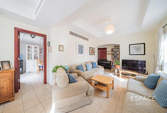 73128761 - Property Image 3