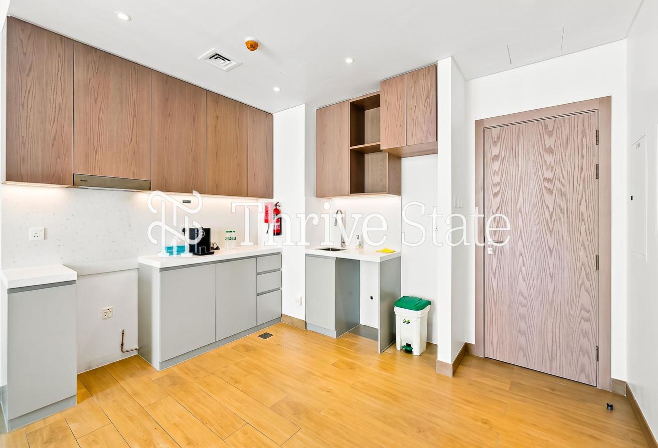 Brand New | Sea View | Multiple Cheques photo 8