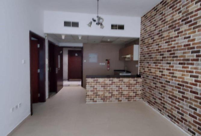 100829413 - Property Main Image