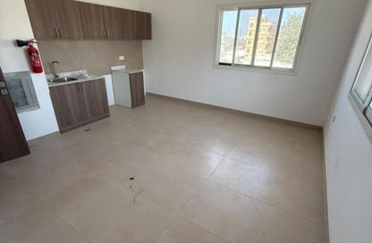 Apartment - Studio - 1 Bathroom for rent in Al Rashidiya 3 - Al Rashidiya - Ajman
