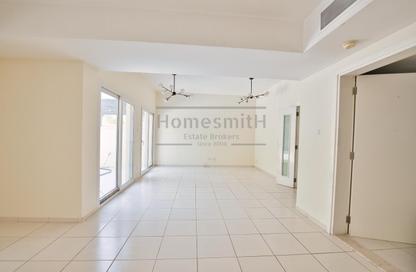 Townhouse - 3 - 4 for rent in Springs 10 - The Springs - Dubai