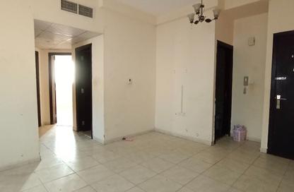 Apartment - 2 - 2 for rent in Al Qulaya'ah - Al Sharq - Sharjah Apartment - 2 - 2 for rent in Al Qulaya'ah - Al Sharq - Sharjah