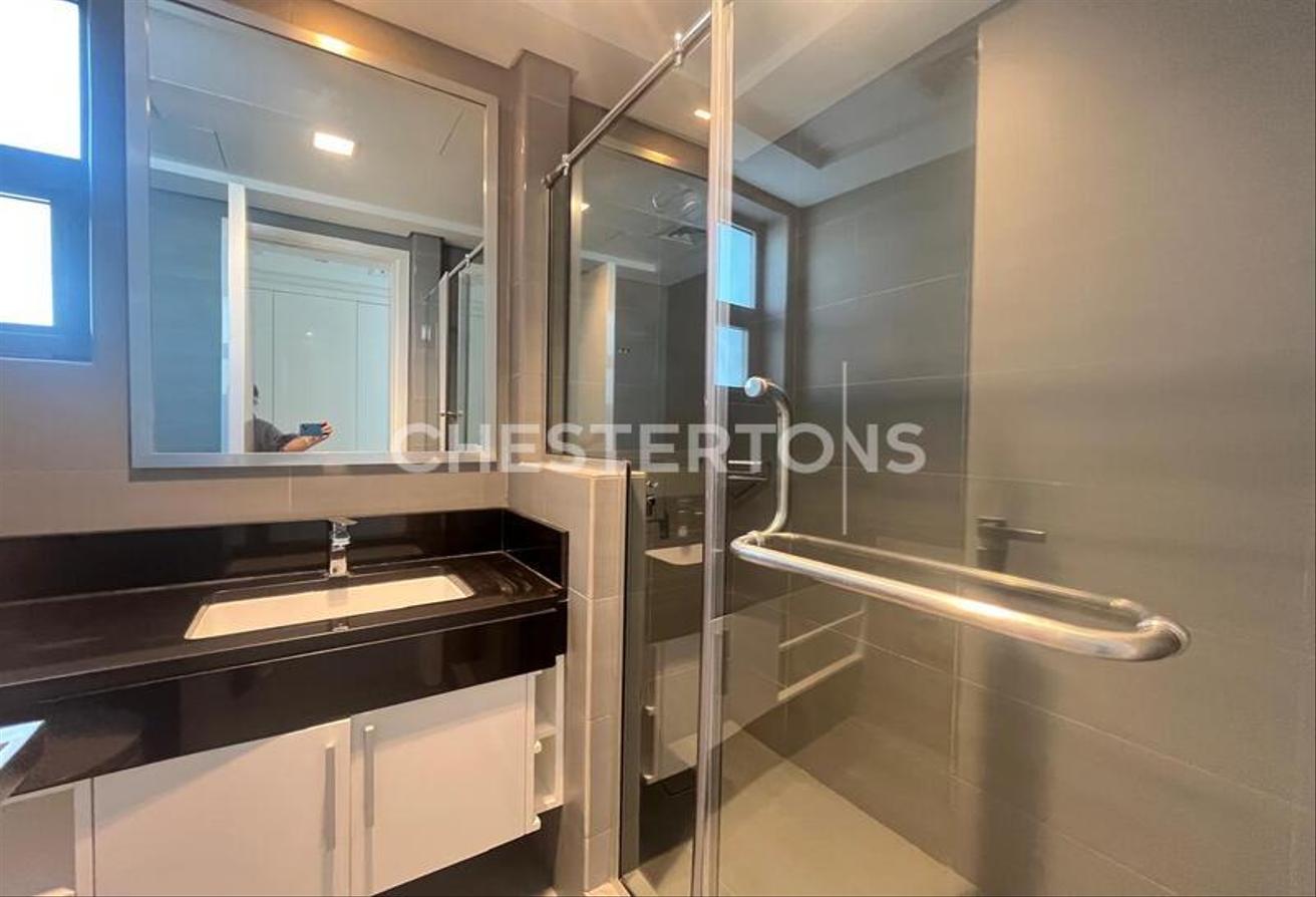 Contemporary | Private Garden | Near City Walk photo 20