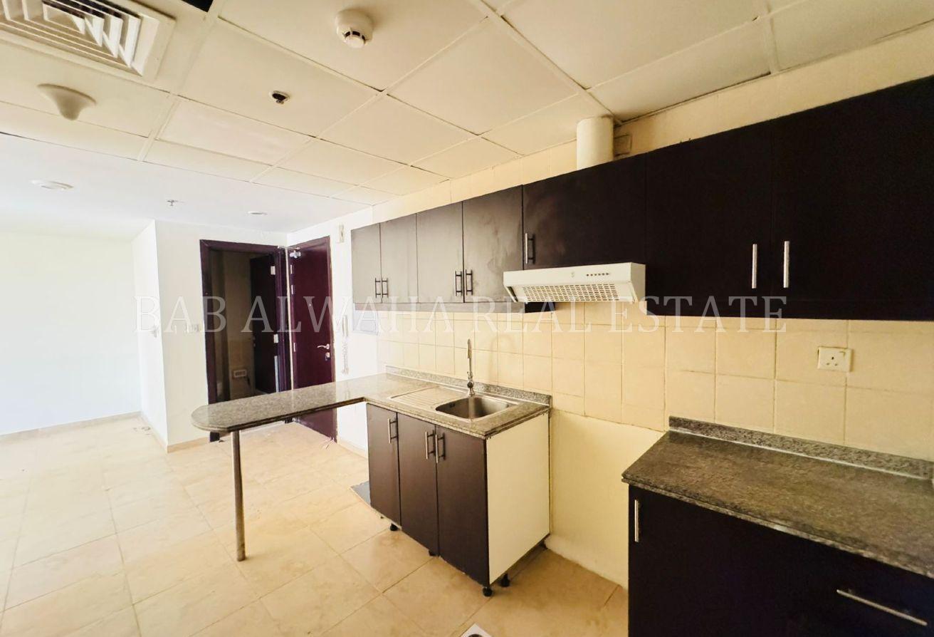 Chiller Free | Huge 1 Bedroom | Near to Souq photo 5
