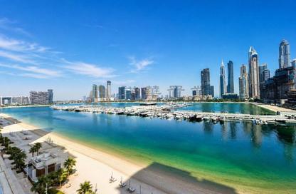 Apartment - 3 Bedrooms - 4 Bathrooms for sale in Sunrise Bay Tower 2 - Sunrise Bay - Emaar Beachfront - Dubai Harbour - Dubai