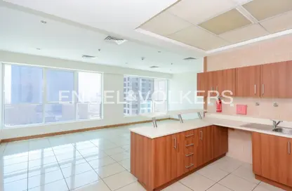 شقة - غرفة نوم - 2 حمامات للايجار في برج سولافا - دبي مارينا - دبي