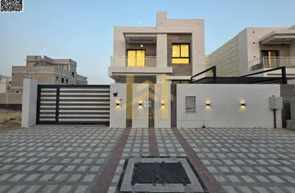 Villa - 3 Bedrooms - 5 Bathrooms for sale in Al Yasmeen 1 - Al Yasmeen - Ajman