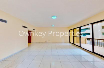Apartment - 3 Bedrooms - 2 Bathrooms for rent in Golden Sands 1 - Al Mankhool - Bur Dubai - Dubai