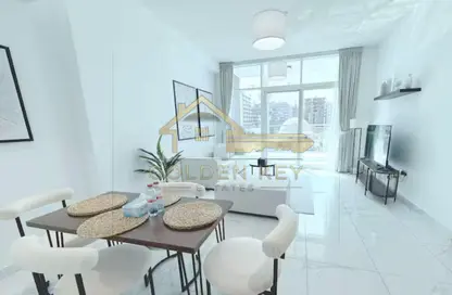 Apartment - 1 Bedroom - 2 Bathrooms for rent in Garden City 2 - Jumeirah Garden City - Al Satwa - Dubai