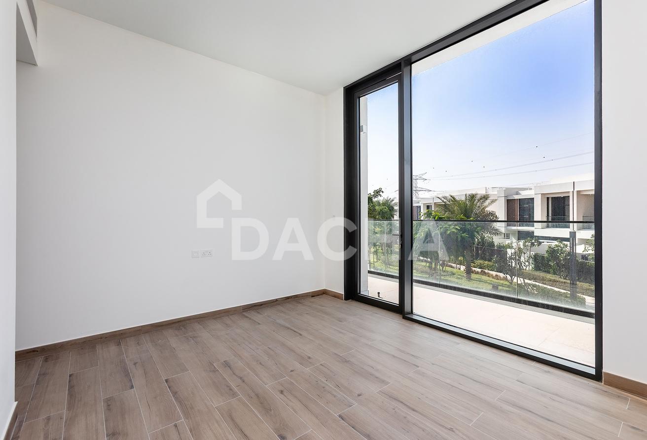 Maids Room | Spacious | Vacant photo 12