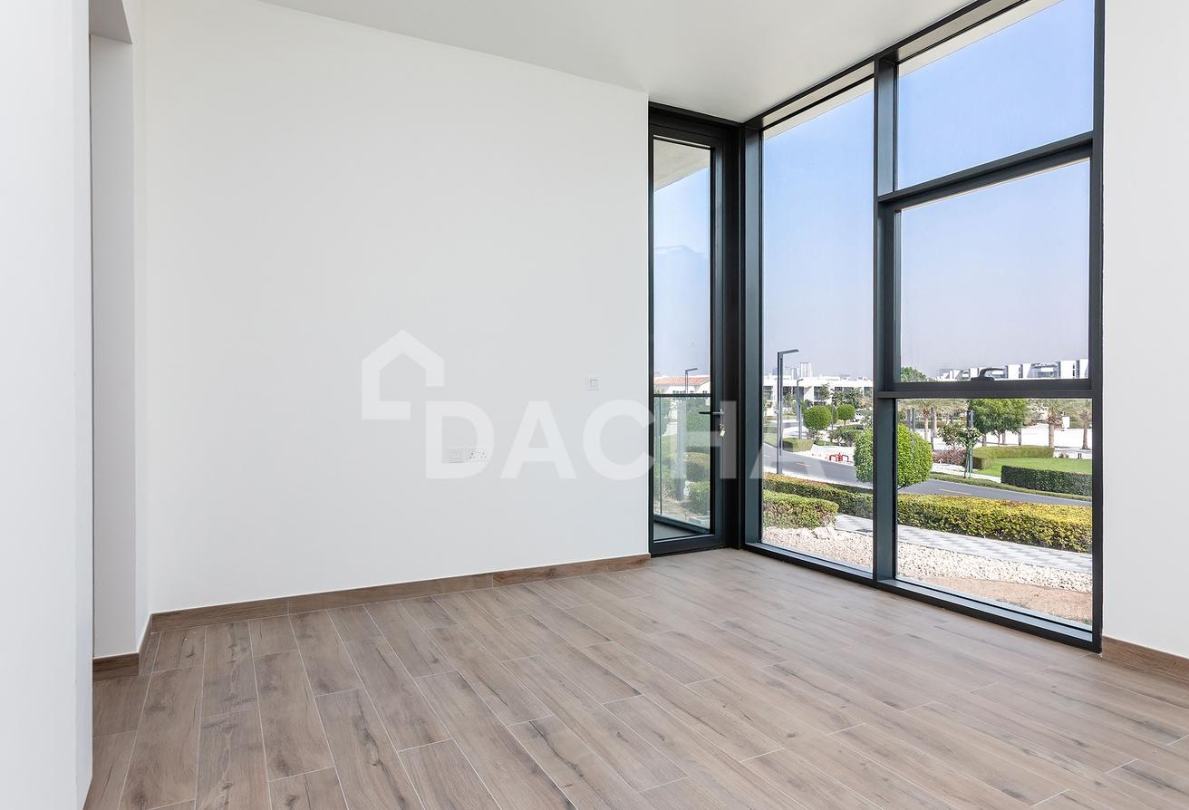 Maids Room | Spacious | Vacant photo 21