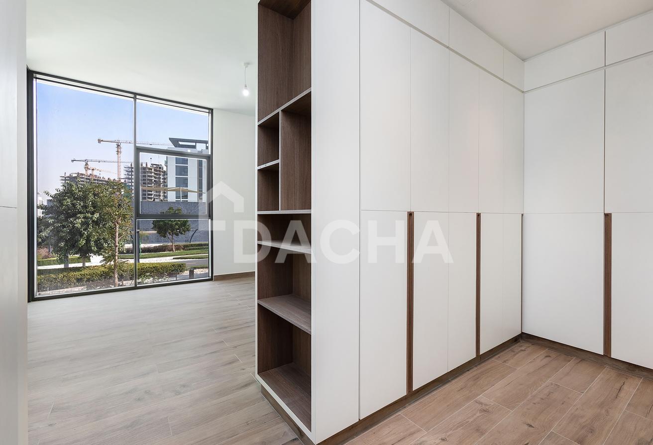 Maids Room | Spacious | Vacant photo 18