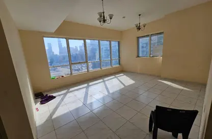 Apartment - 3 Bedrooms - 3 Bathrooms for rent in New Al Taawun Road - Al Taawun - Sharjah