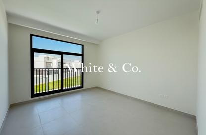 Villa - 4 - 5 for sale in The Pulse Beachfront 2 - The Pulse - Residential District - Dubai South (Dubai World Central) - Dubai
