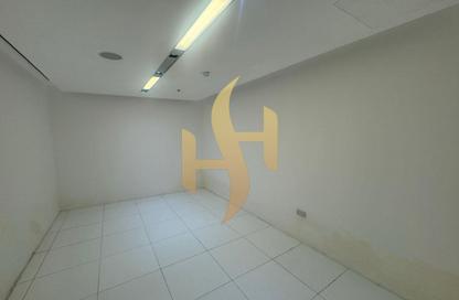 Office Space - Studio - 1 Bathroom for rent in Al Bateen - Abu Dhabi