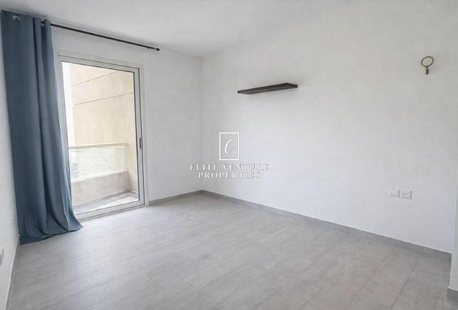 60517369 - Property Image 2