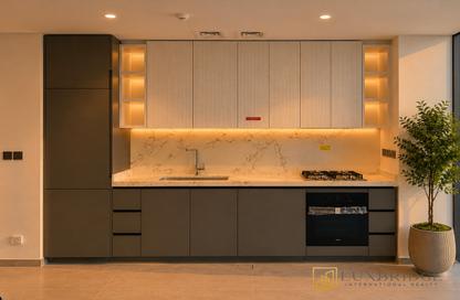 Apartment - 1 Bedroom - 2 Bathrooms for sale in Peninsula Four - Peninsula - Business Bay - Dubai