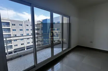 Apartment - 2 Bedrooms - 2 Bathrooms for rent in Al Reef Villas - Al Reef - Abu Dhabi