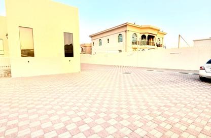 Villa - 4 Bedrooms - 6 Bathrooms for rent in Al Rahmaniya 1 - Al Rahmaniya - Sharjah