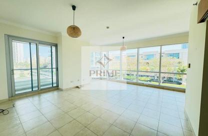 Apartment - 2 Bedrooms - 2 Bathrooms for rent in The Fairways East - The Fairways - The Views - Dubai