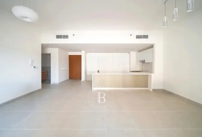 162801467 - Property Image 2
