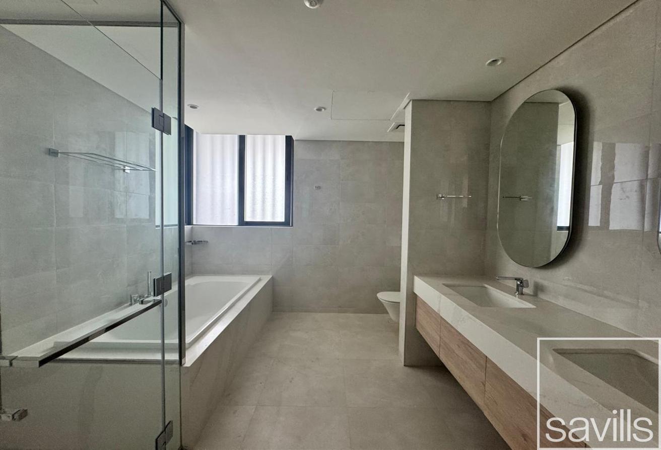 Stunning | Exclusive Community | Spacious Layout photo 11
