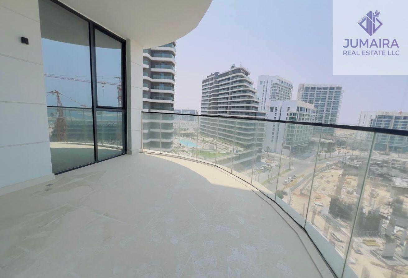 High-Floor 3BR | Sea & Community Views | Maid’s RM