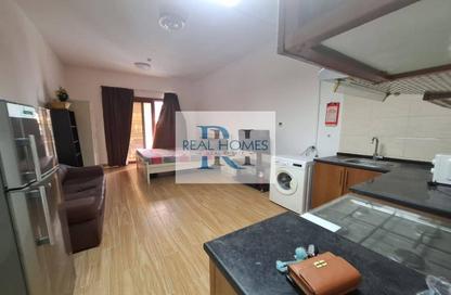 Apartment - Studio - 1 Bathroom for rent in Al Helal Al Zahaby Building 1 - International City Phase 2 - Al Warsan 4 - Al Warsan - Dubai