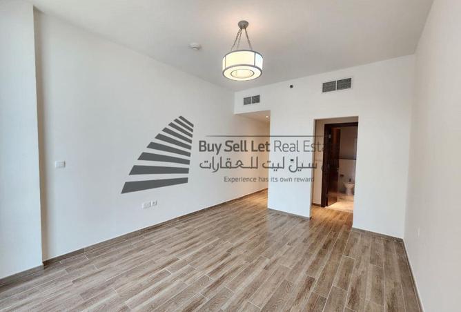 76975199 - Property Image 3