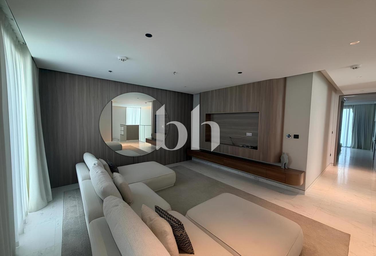 EXCLUSIVE | Furnished + Upgraded | Open Kitchen photo 8