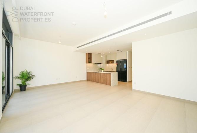3-bed villa in Mudon Al Ranim 5 · Maid's room — photo 2