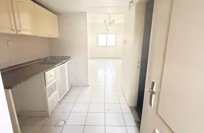 Apartment - Studio - 1 Bathroom for rent in New Al Taawun Road - Al Taawun - Sharjah