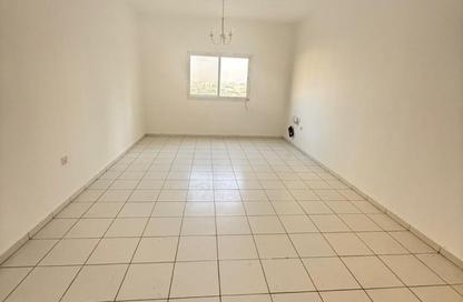 Apartment - Studio - 1 Bathroom for rent in New Al Taawun Road - Al Taawun - Sharjah