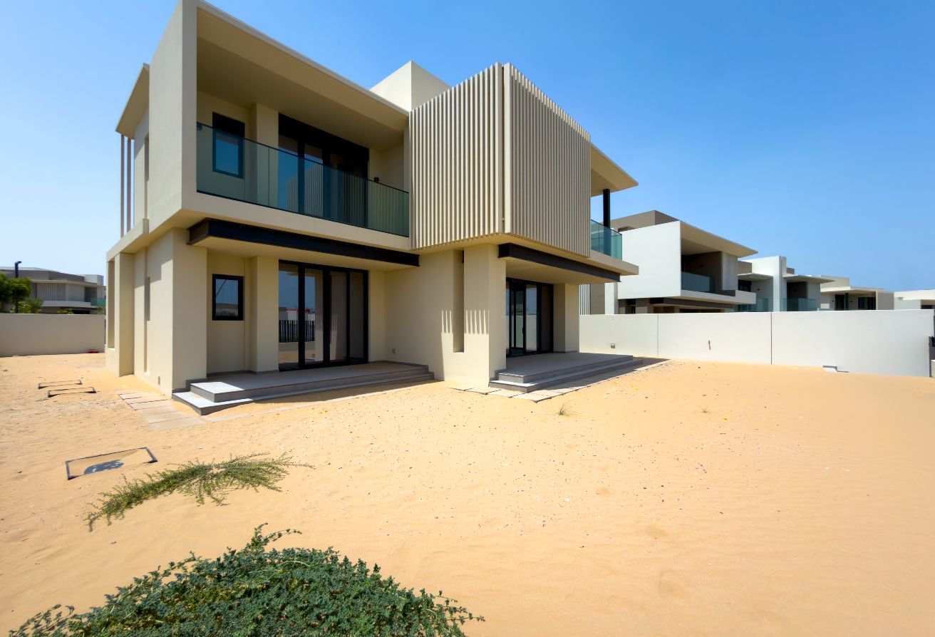 5 bedroom villa in Garden View Villas, Jebel Ali: 26