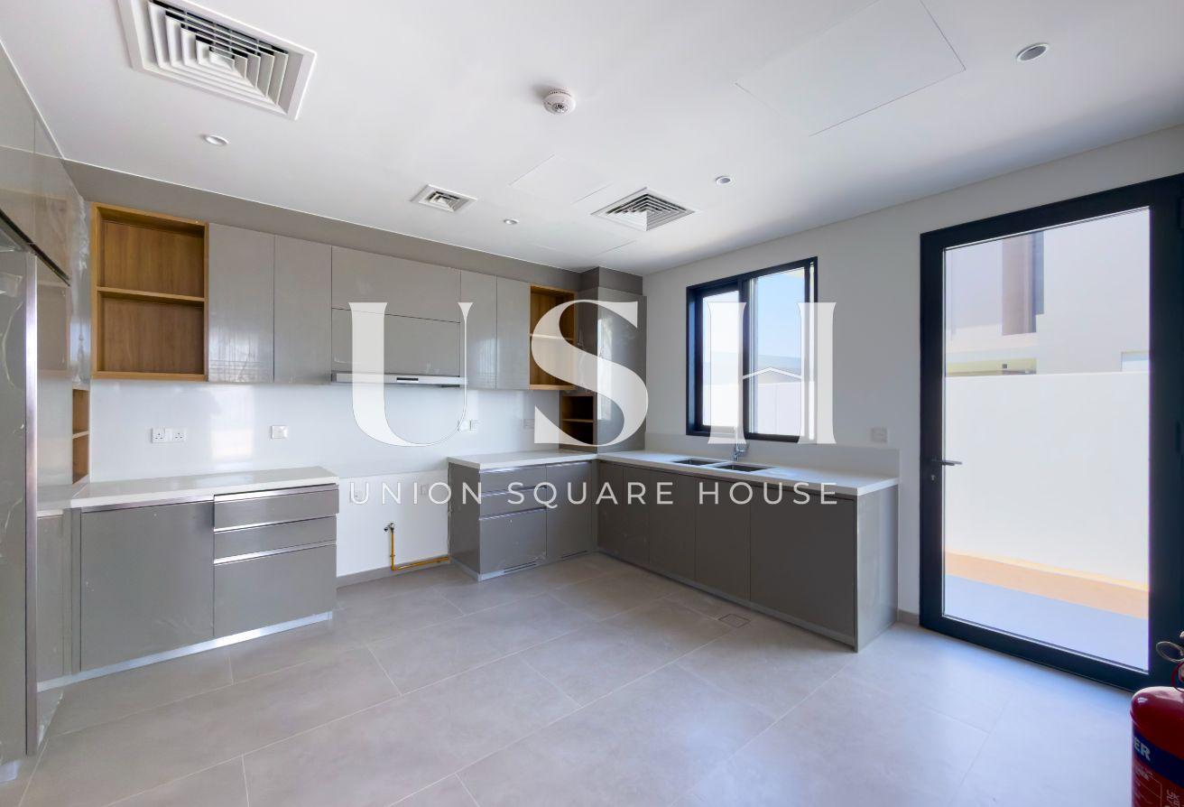 5BR + Maid Villa | Behind Club House photo 5