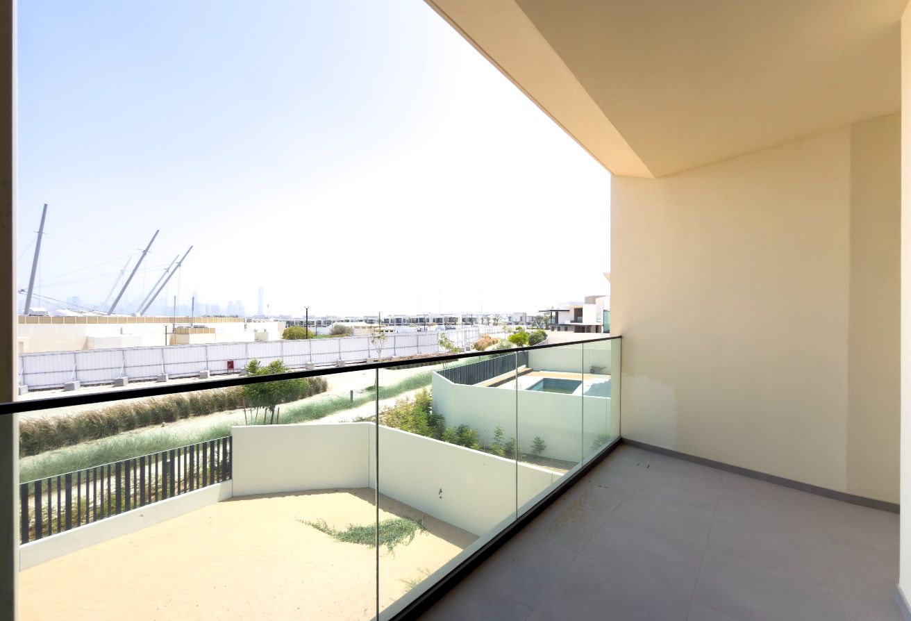 5 bedroom villa in Garden View Villas, Jebel Ali: 16