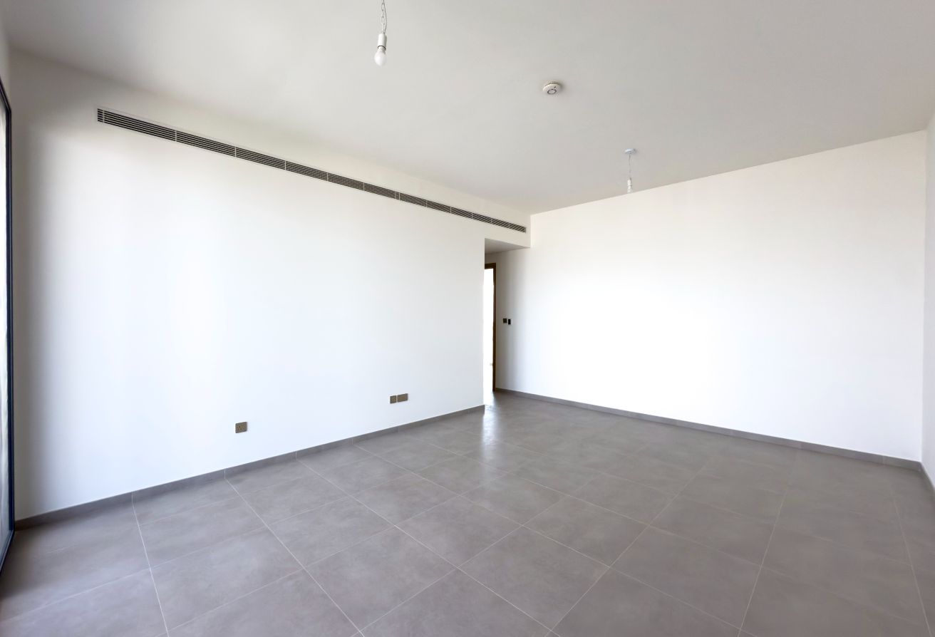 5 bedroom villa in Garden View Villas, Jebel Ali: 18