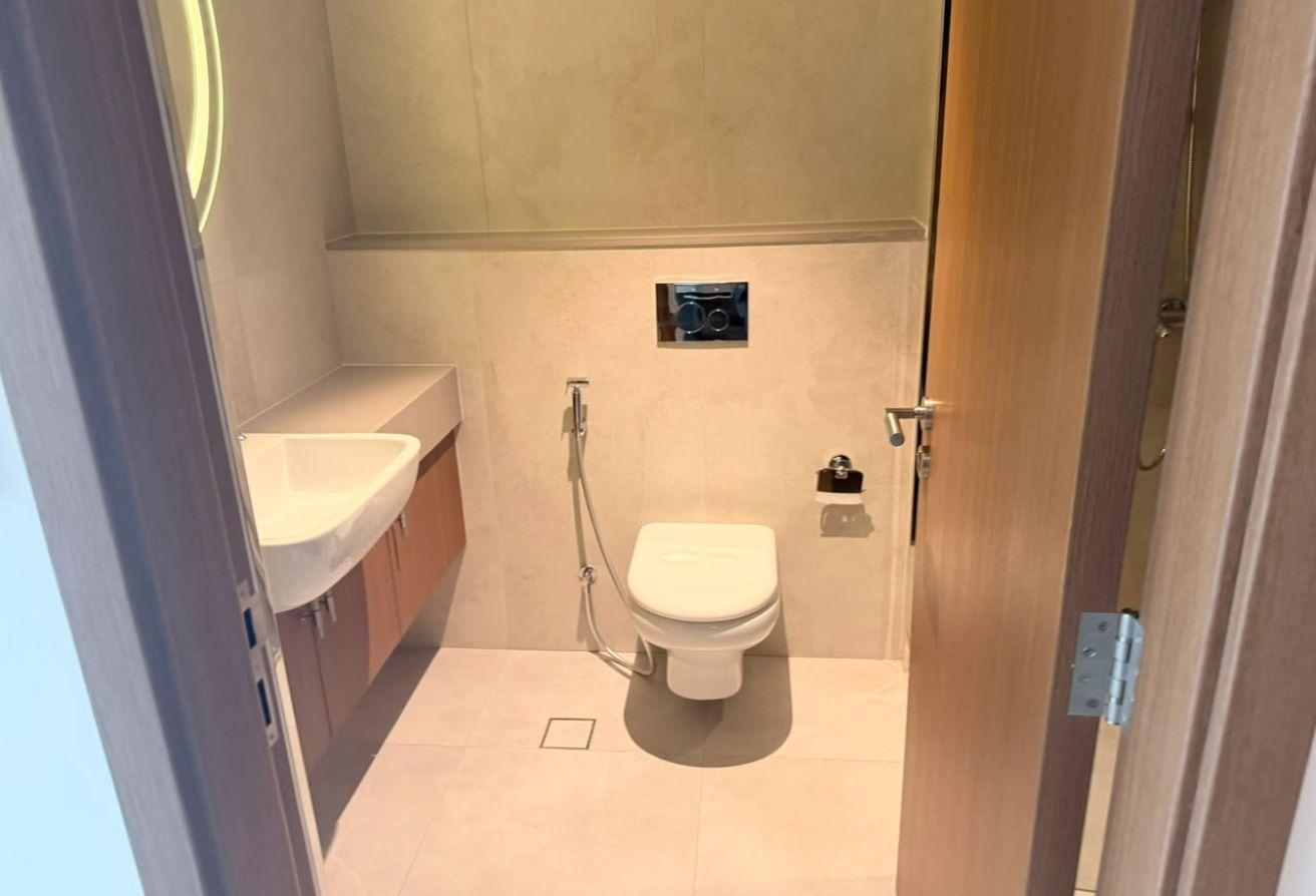 Studio in Azizi Mirage 1, Tower 2 | Vacant photo 5