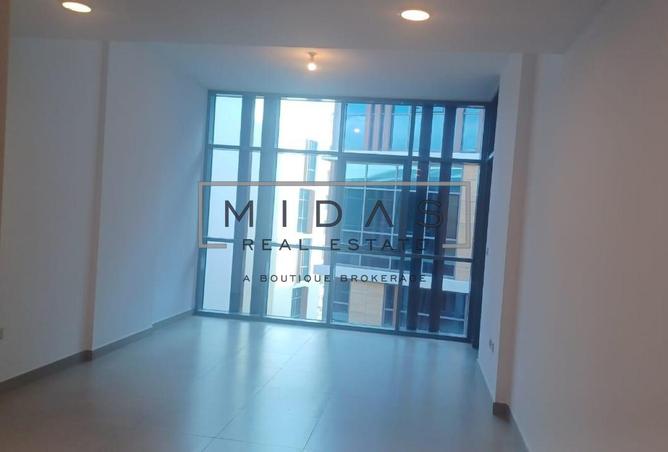 2PKZelXXops - الصورة الرئيسية للعقار