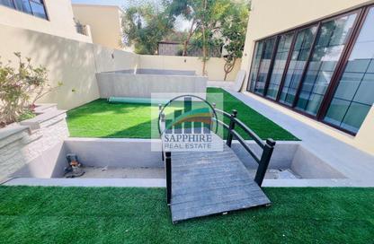Villa - 4 - 6 for rent in Nad Al Sheba Villas - Nad Al Sheba 3 - Nad Al Sheba - Dubai