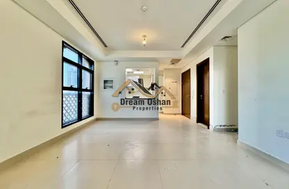 شقة - غرفة نوم - 2 حمامات للايجار في مبنى النوخاذة - الجداف - دبي