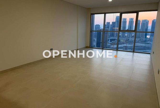 1-bed apartment in Radiant Square · Canal view — photo 2