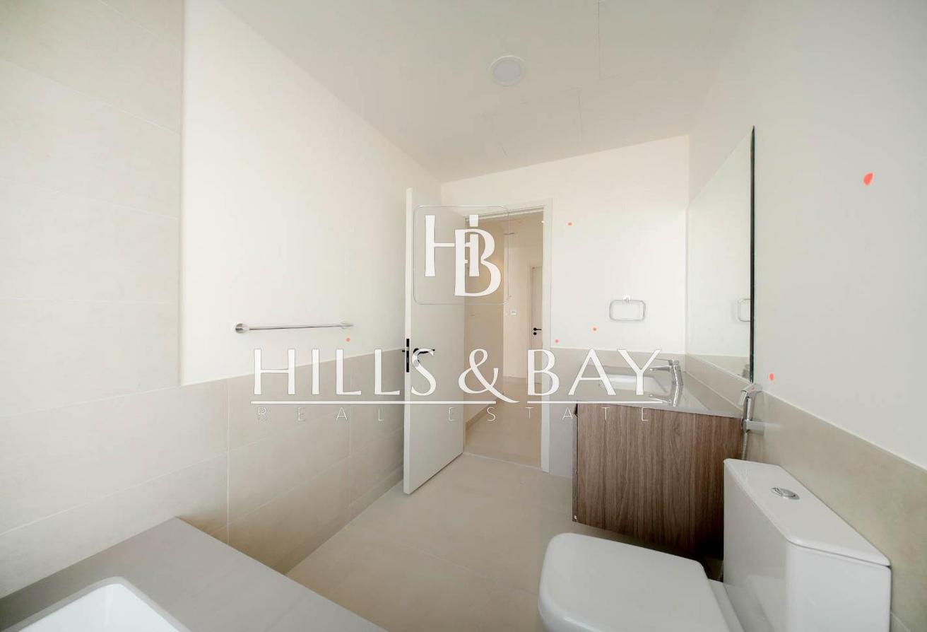4Br + Maid's Room | Spacious Layout | Corner Unit photo 12