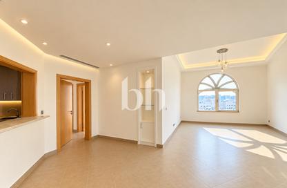 Apartment - 3 - 4 for rent in Al Khushkar - Shoreline Apartments - Palm Jumeirah - Dubai