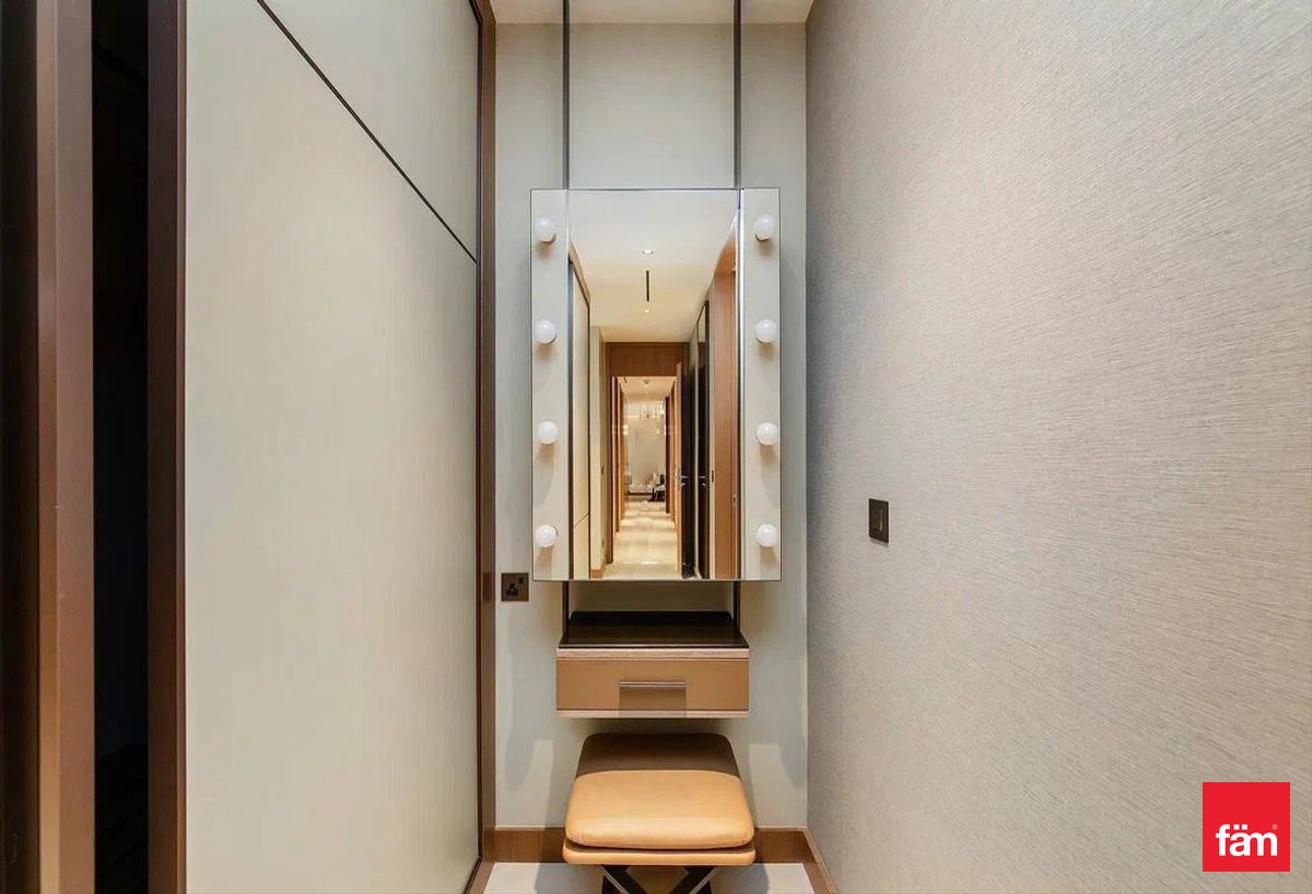Prime Location | Burj & Fountain View | Spacious photo 15