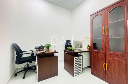 Office Space - Studio - 1 Bathroom for rent in Red Avenue - Al Garhoud - Dubai