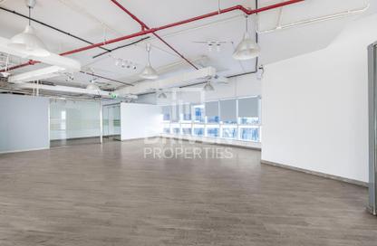 Office Space - Studio for rent in Tower A - API Trio Towers - Sheikh Zayed Road - Dubai