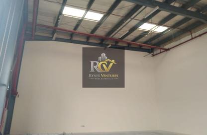 Warehouse - Studio - 1 Bathroom for rent in Ras Al Khor - Dubai