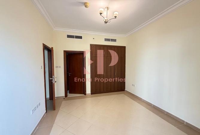 Close To Metro l 1BR l Balcony l Pool Gym