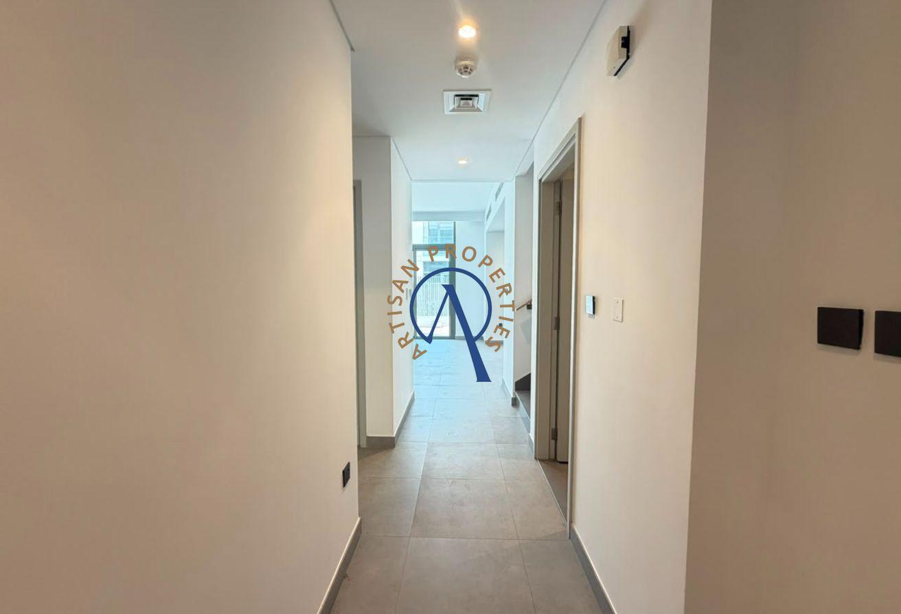 CLOSE TO AMENETIES | GATED COMMUNITY | VACANT photo 11